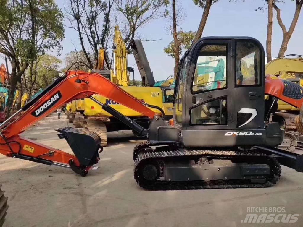 Doosan DX 60-9C Lánctalpas kotrók