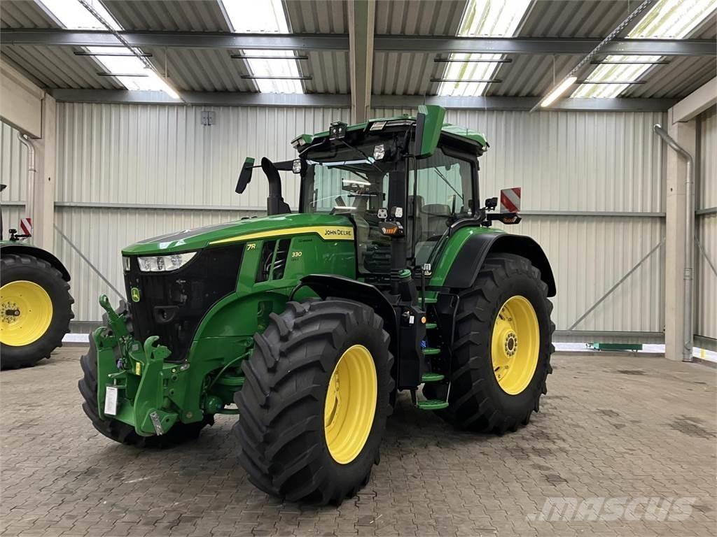 John Deere 7R 330 Traktorok