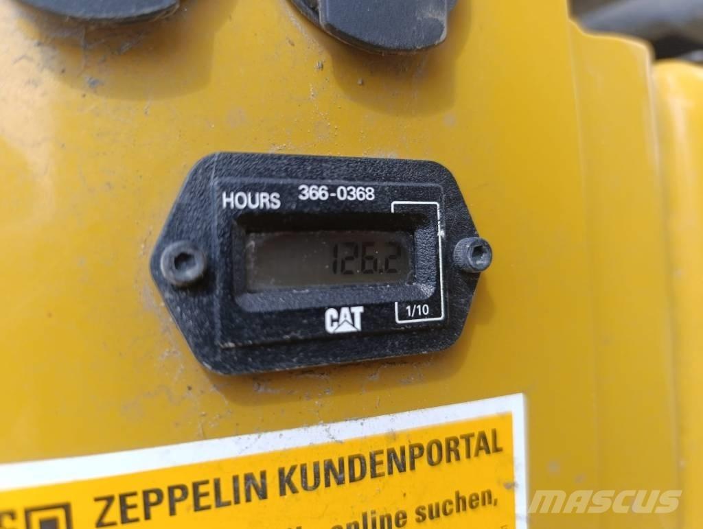 CAT CB 1.7 Ikerdobos hengerek