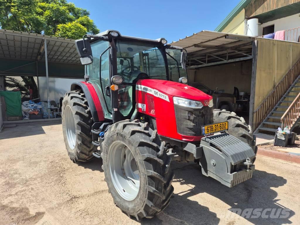 Massey Ferguson 5713 Traktorok