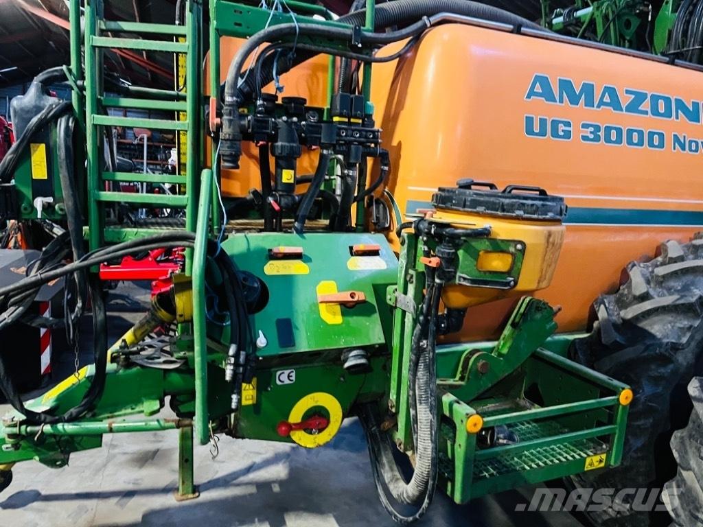 Amazone UG 3000 Nova Vontatott trágyaszórók