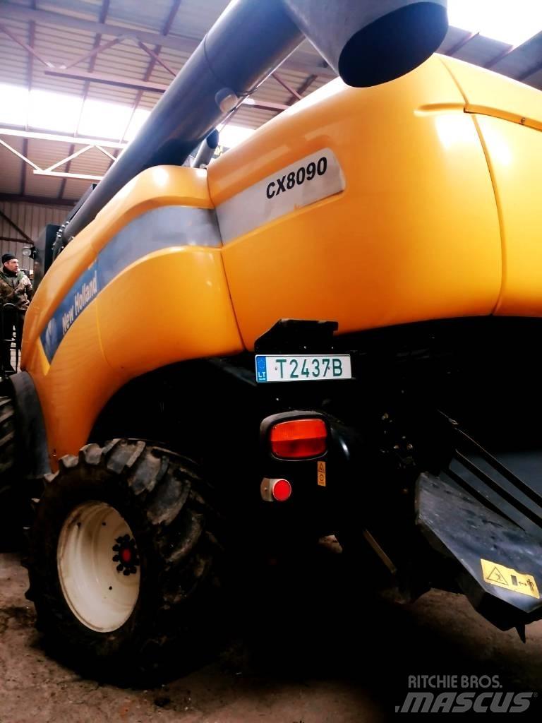 New Holland CX 8090 Kombájnok