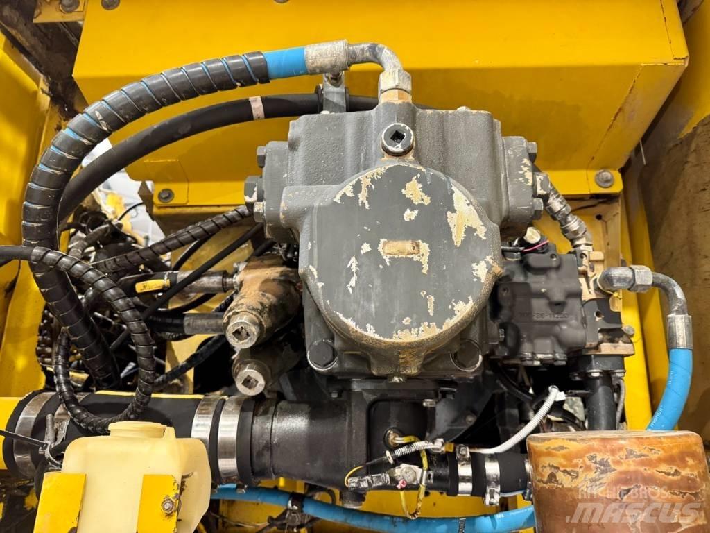 Komatsu PC 490 LC-10 Lánctalpas kotrók