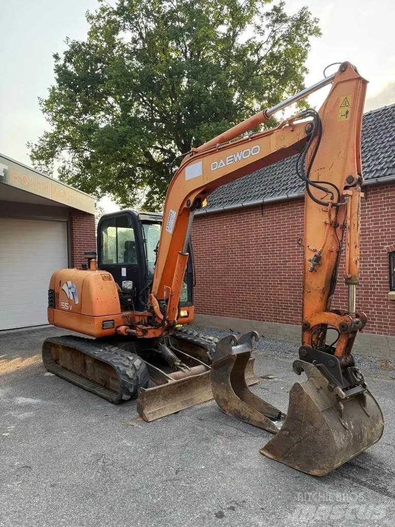 Daewoo 55-V Mini kotrók < 7t