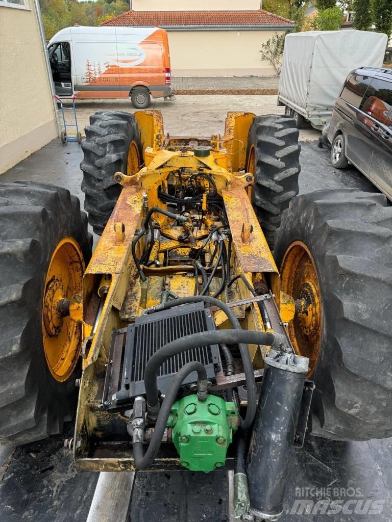 John Deere 540 B Vonszolók
