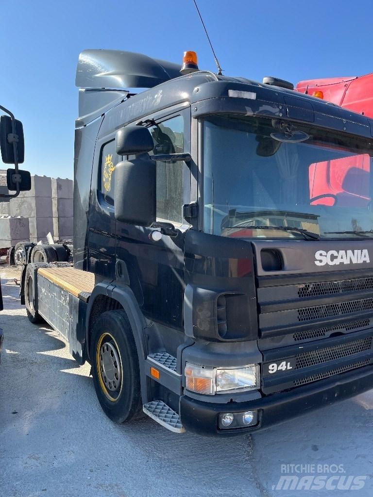 Scania P 94 L 310 Nyergesvontatók