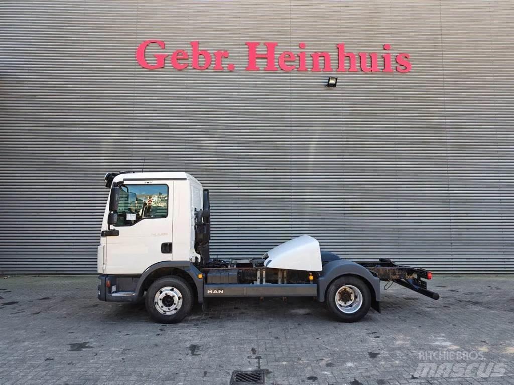 MAN TGL 8.220 4x2 Fülkés alváz