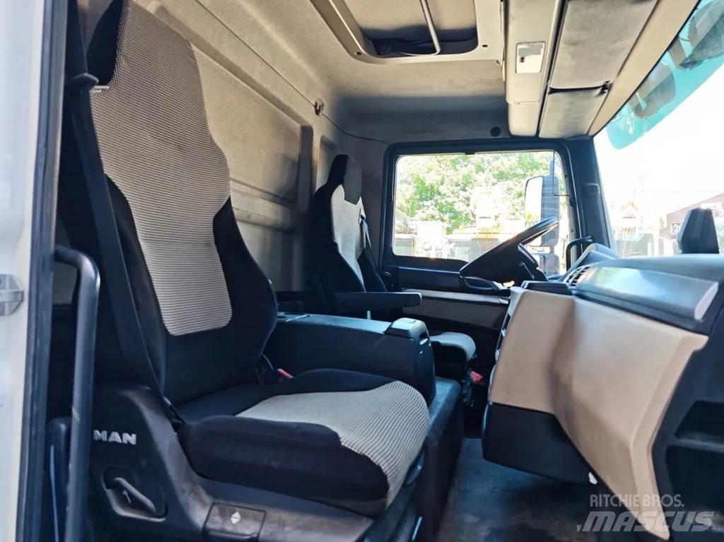 MAN TGL 8.220 4x2 Fülkés alváz