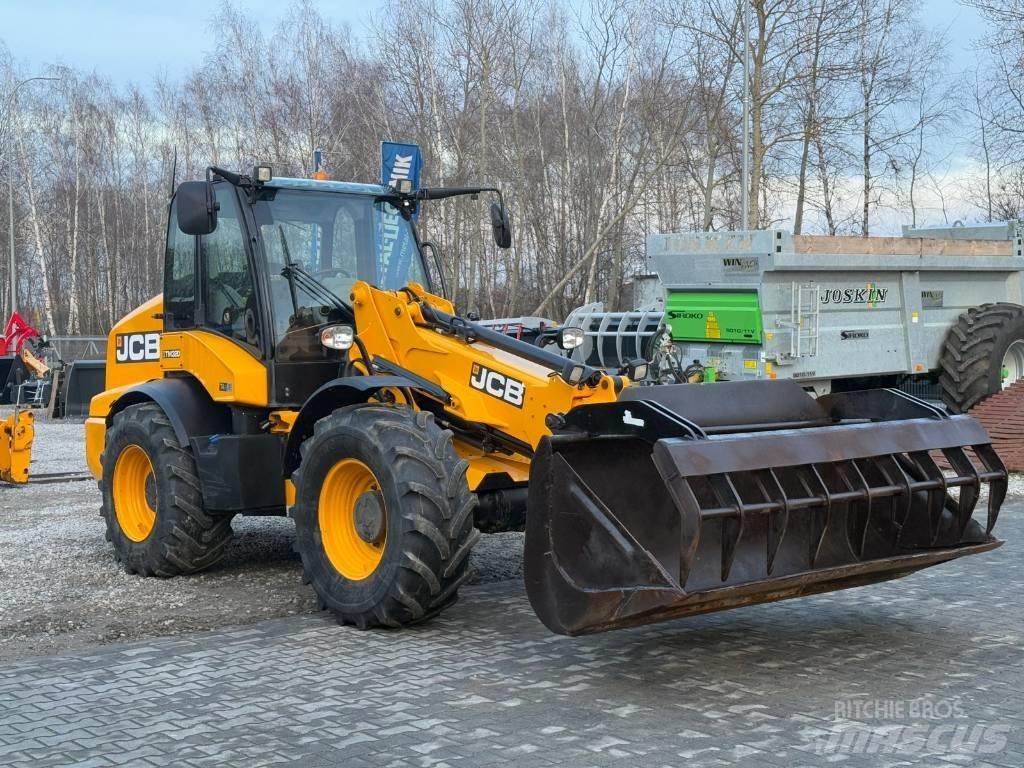 JCB TM 320 Teleszkópos mezőgazdasági rakodók