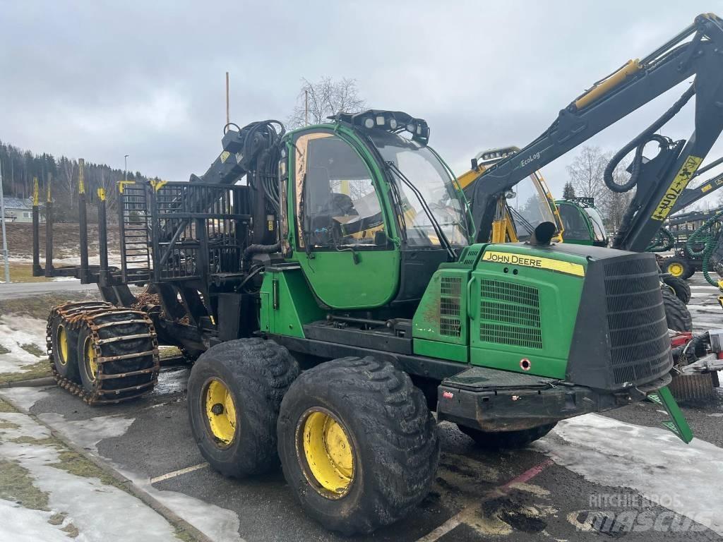 John Deere 1210 E Kihordók