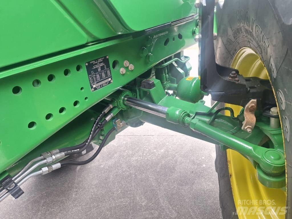 John Deere 6155 R Traktorok