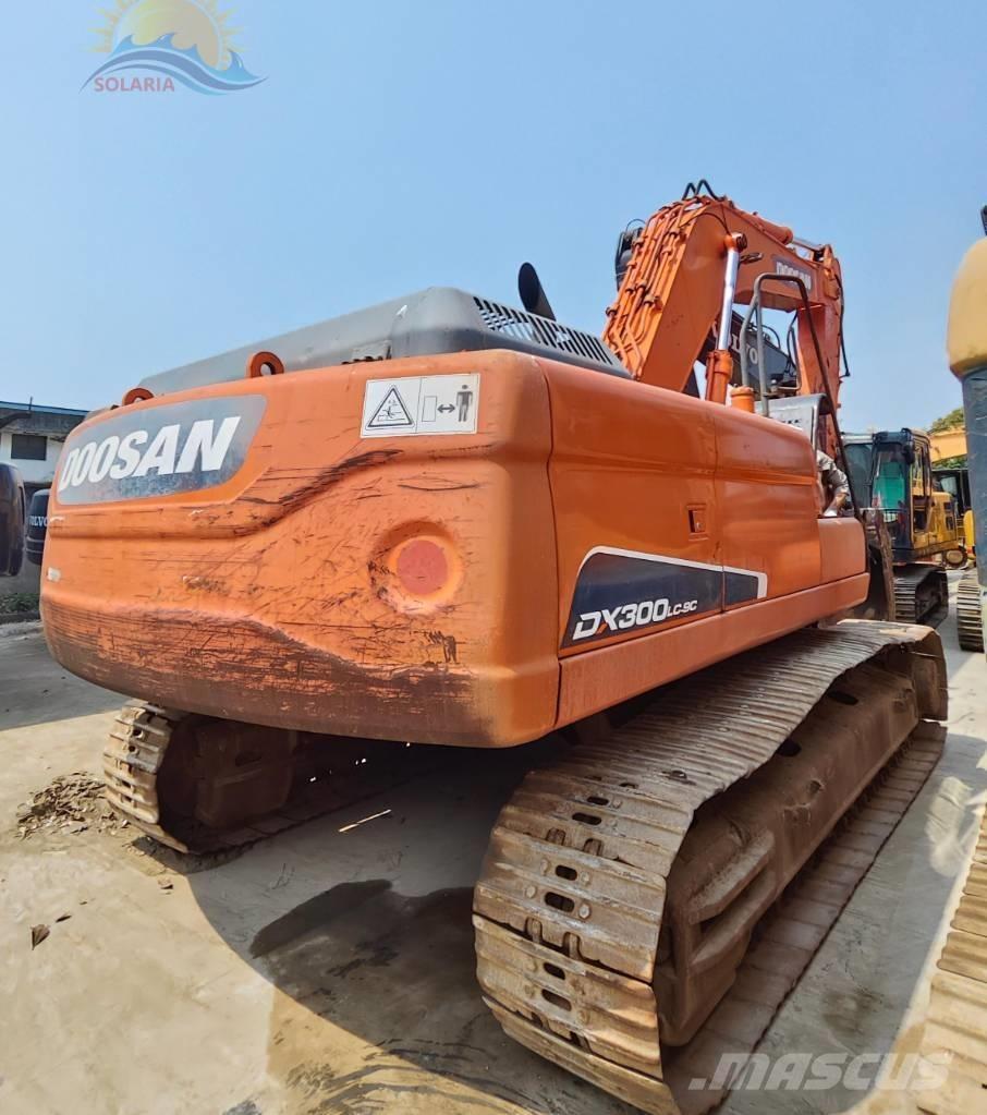 Doosan DX 300 LC Lánctalpas kotrók