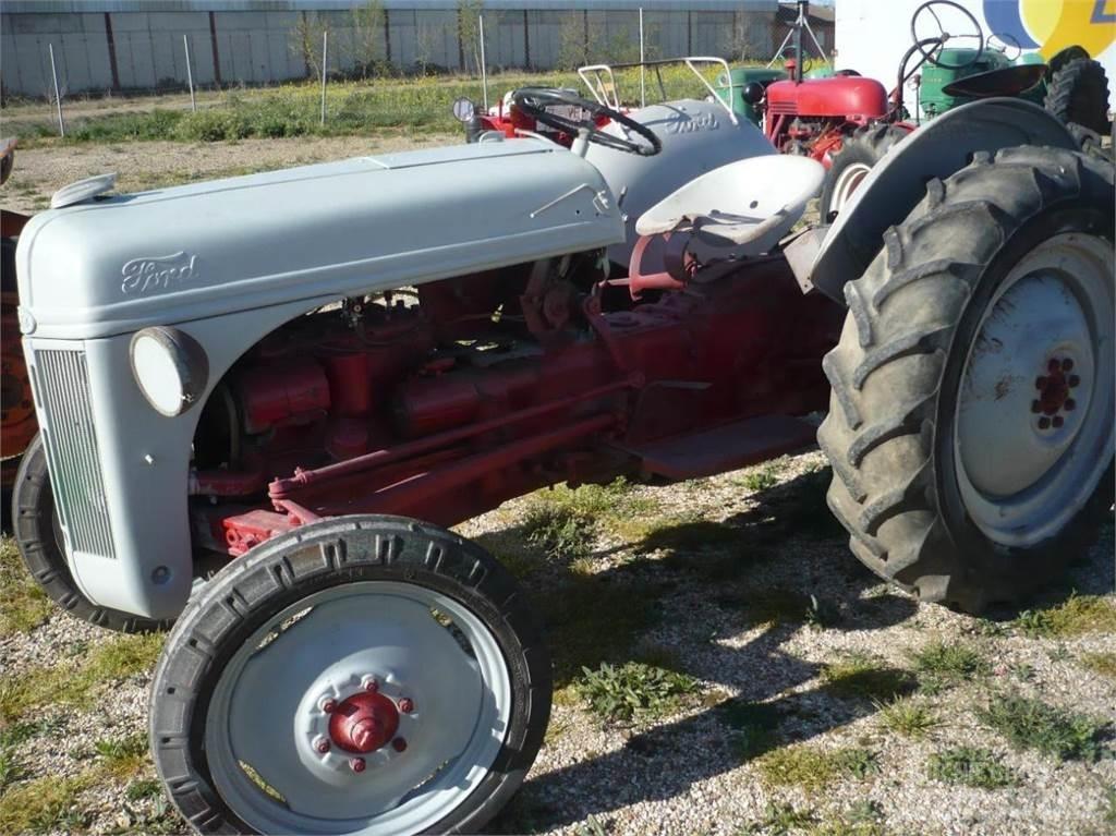 Ford 8N Traktorok