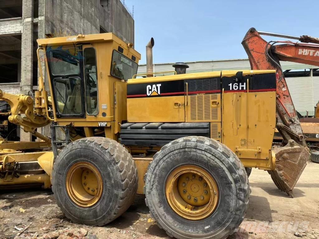 CAT 16 H Gréderek