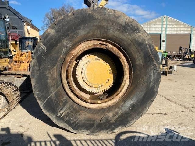CAT 992 C Tengelyek