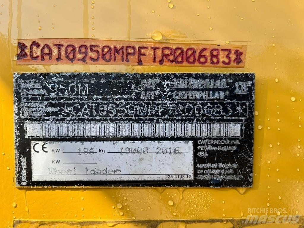 CAT 950M Gumikerekes homlokrakodók
