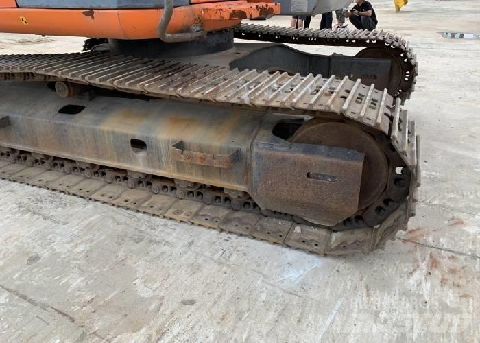 Hitachi ZX 125 Lánctalpas kotrók