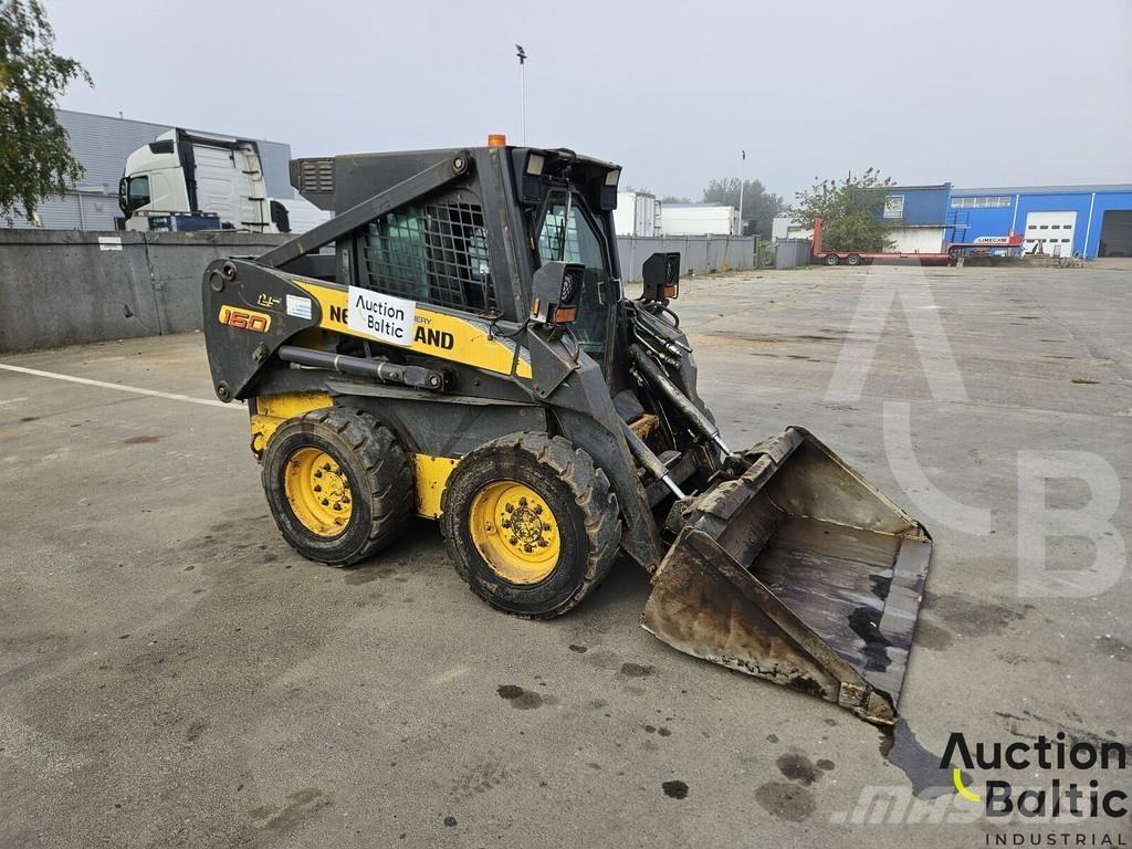 New Holland LS 160 Kompaktrakodók