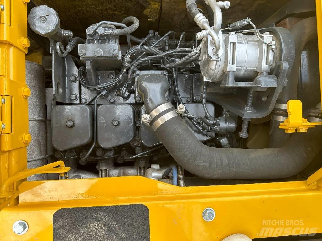 Komatsu PC 128 Lánctalpas kotrók
