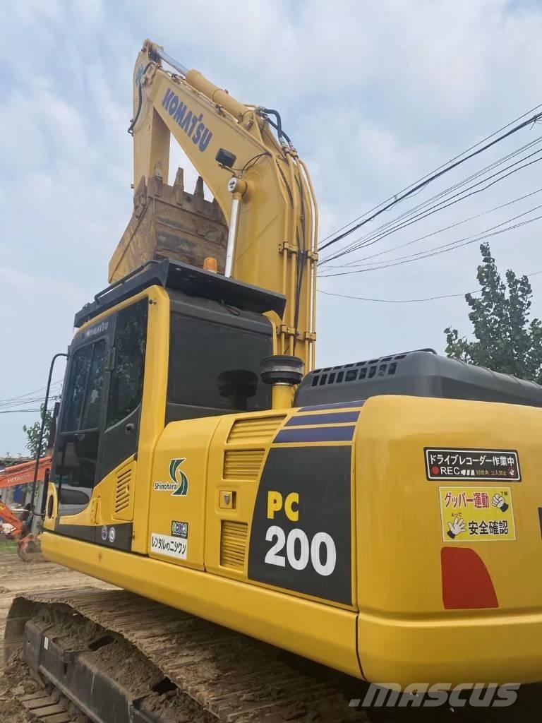 Komatsu pc200-8 Lánctalpas kotrók