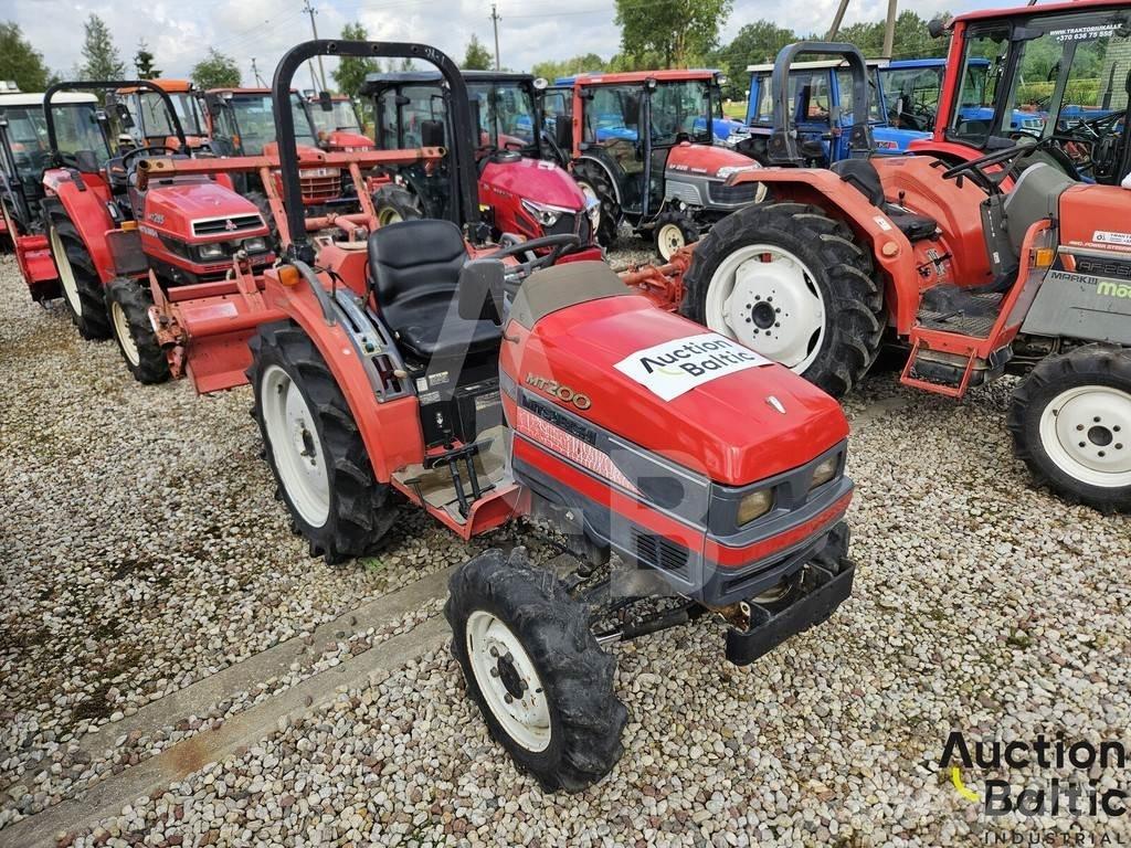 Mitsubishi MT200 Traktorok