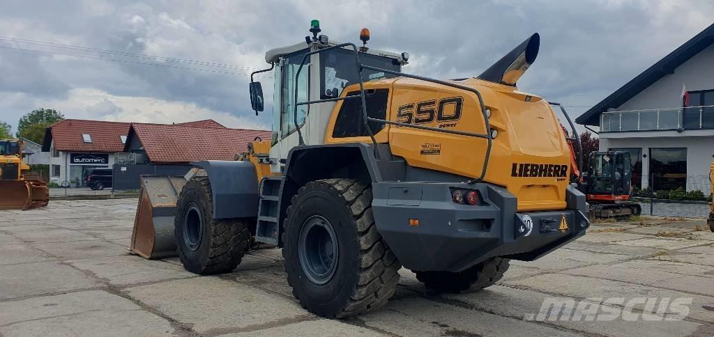 Liebherr L 550 Gumikerekes homlokrakodók
