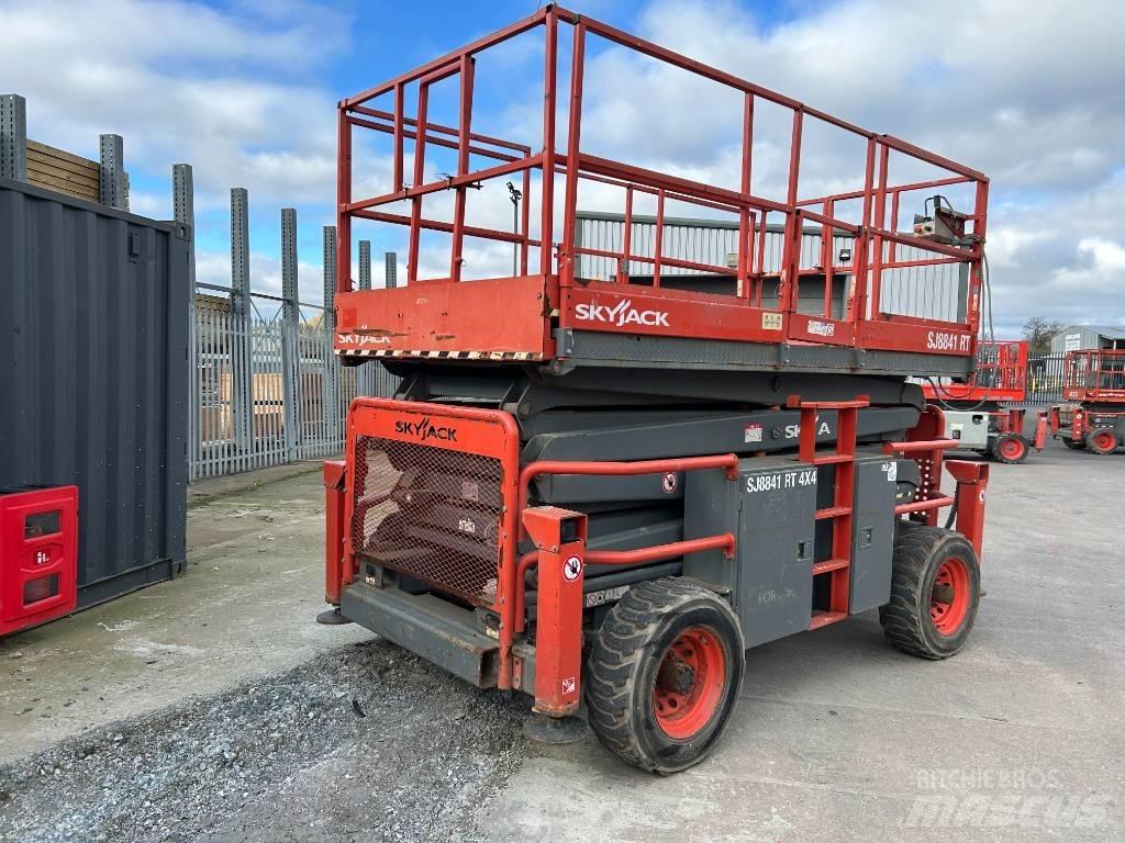 SkyJack SJ 8841 RT Ollós emelők
