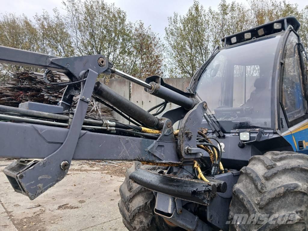 Rottne H8D Betakarítók