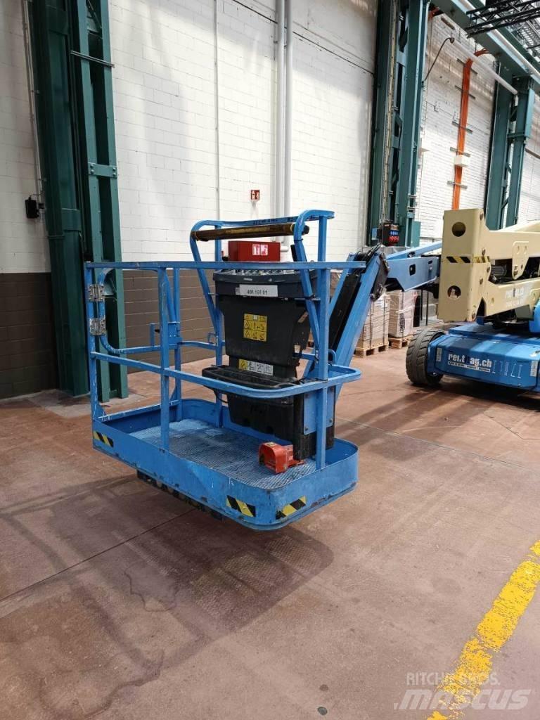 JLG E 450 AJ Karos emelők