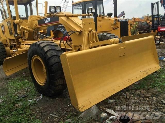CAT 140 H Gréderek