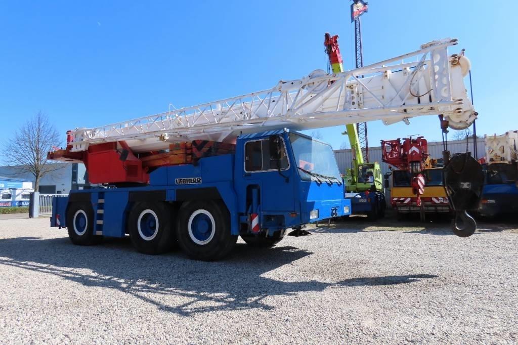 Liebherr LTM 1050-1 Terepdaruk
