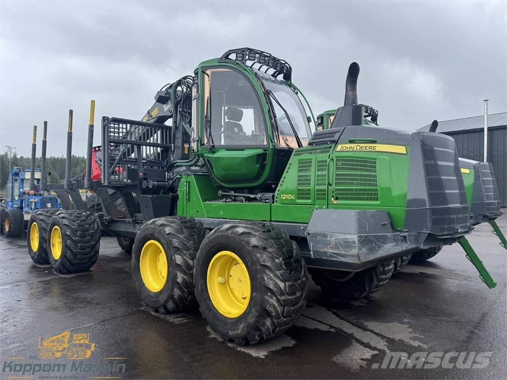 John Deere 1210G Kihordók