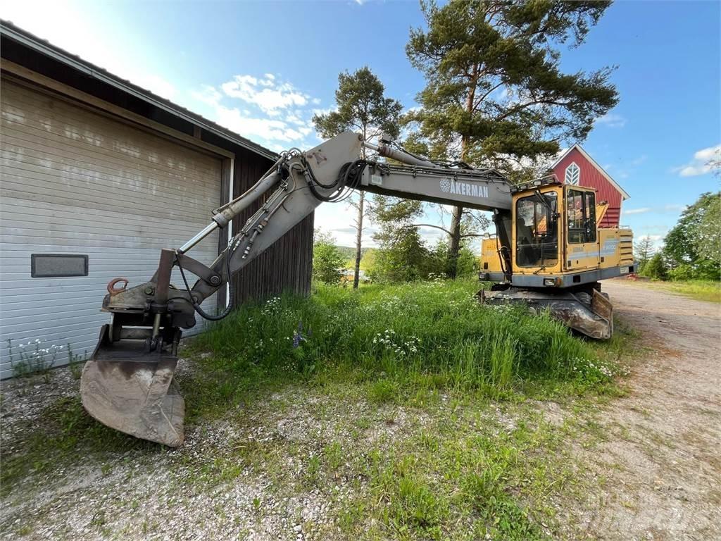 Åkerman EW200 4X4 Gumikerekes kotrók