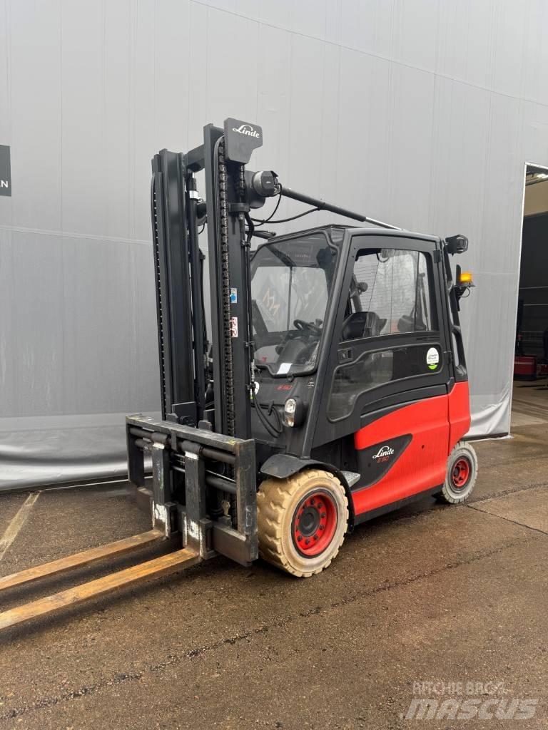 Linde E50HL-01 Elektromos targoncák