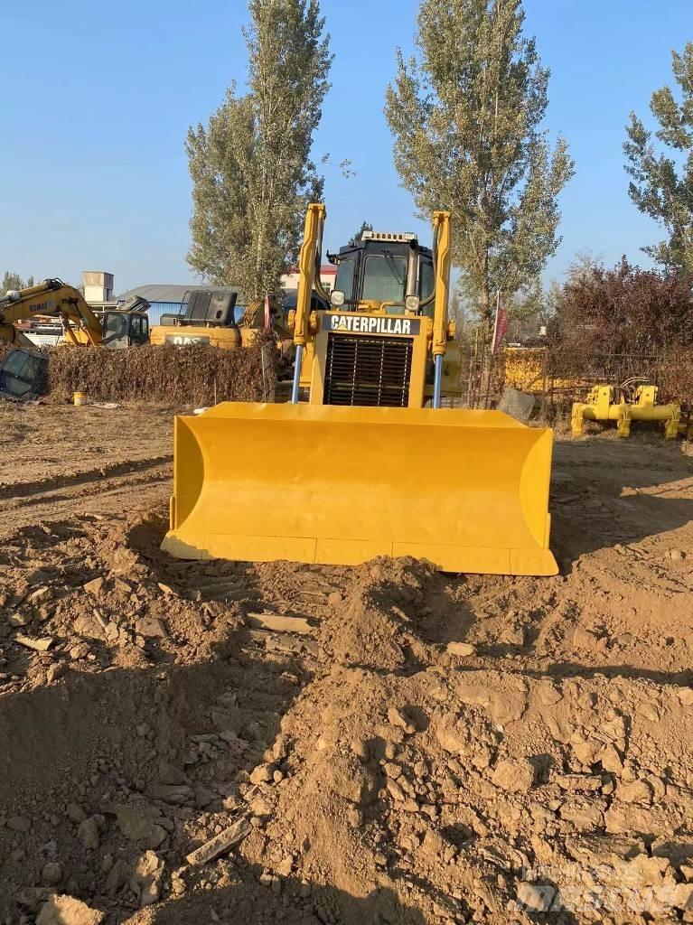 CAT D 6 G lánctalpas dózerek