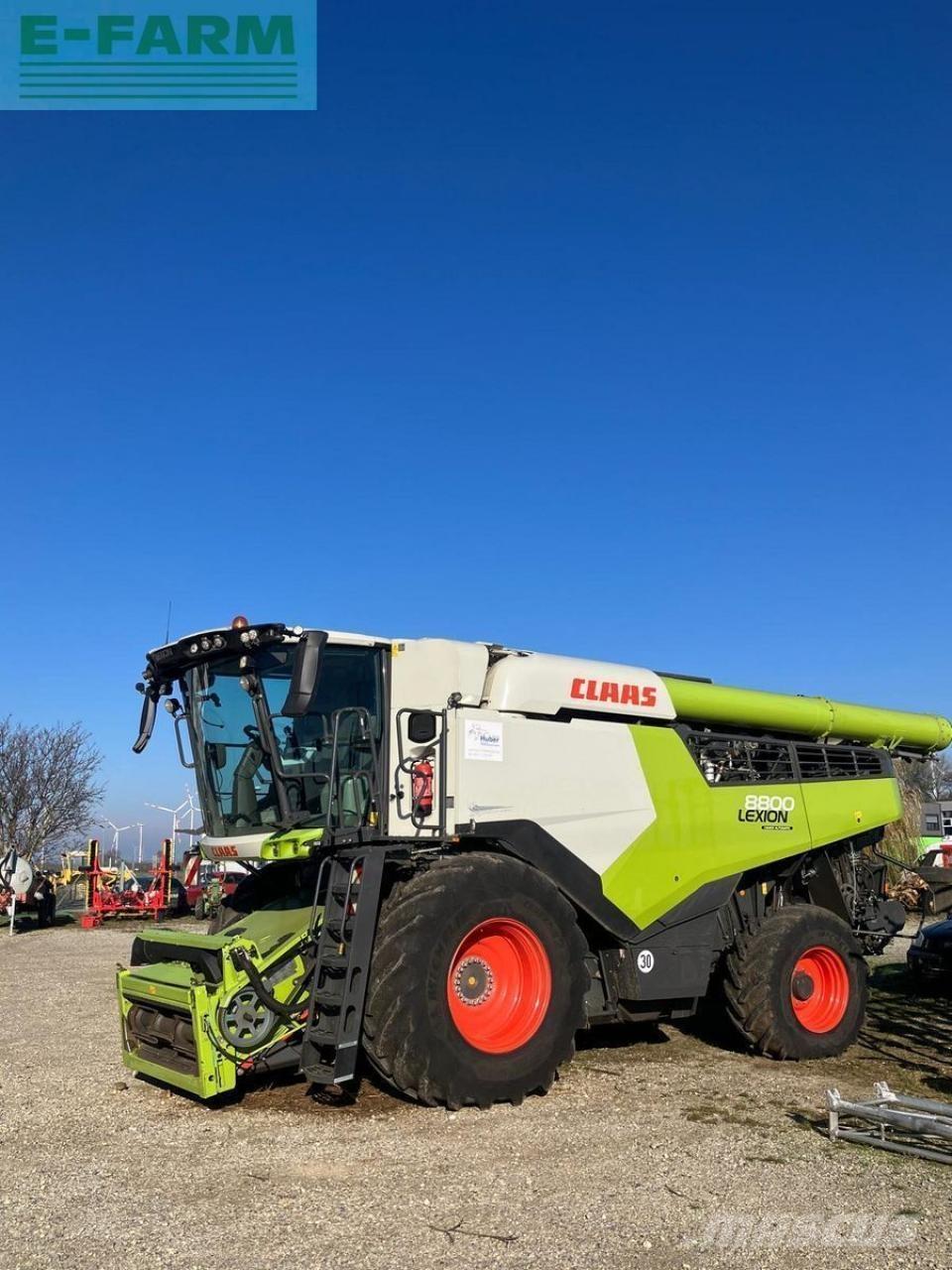 CLAAS lexion 8800 Kombájnok