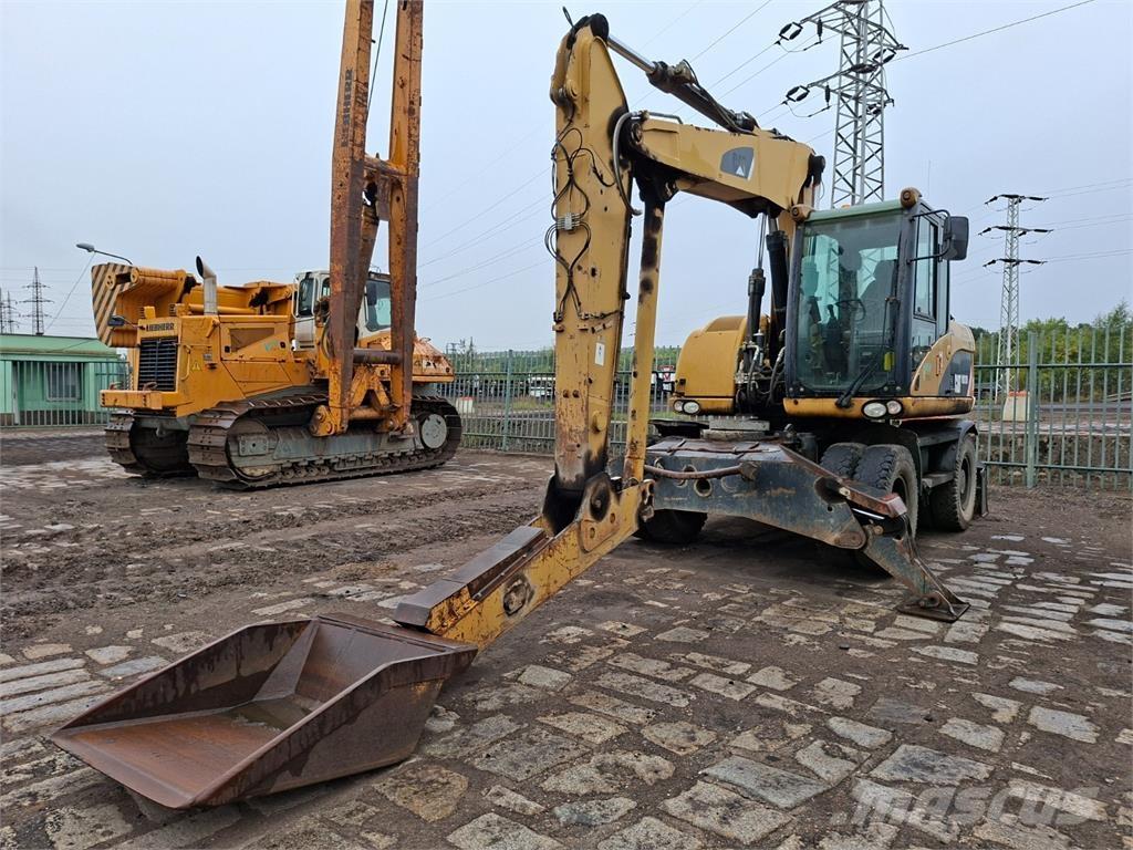 CAT M313D 4X4 Építőipar - Egyebek