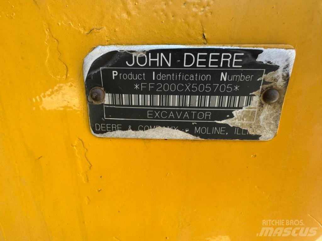 DEERE 200 LC Lánctalpas kotrók