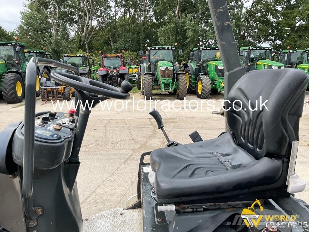 Bomag BW 120 AD-4 Ikerdobos hengerek