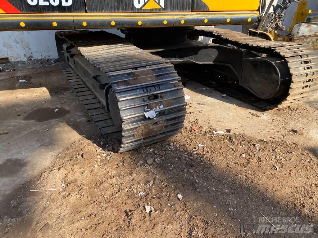 CAT 320 D Lánctalpas kotrók