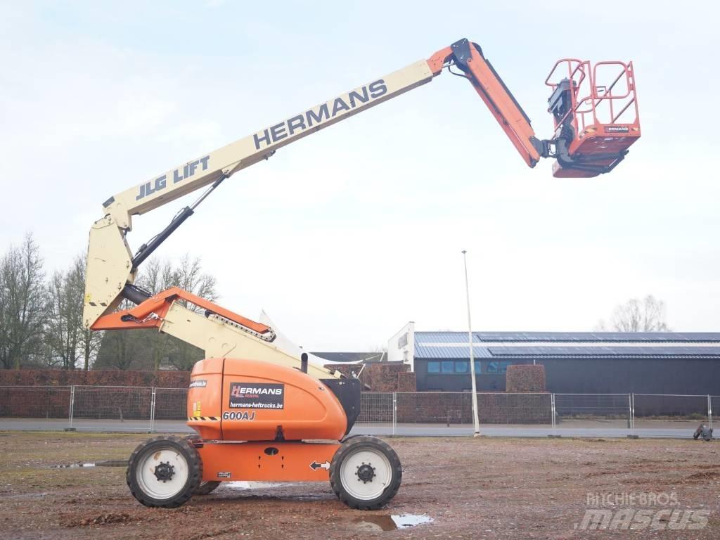 JLG 600 AJ Karos emelők
