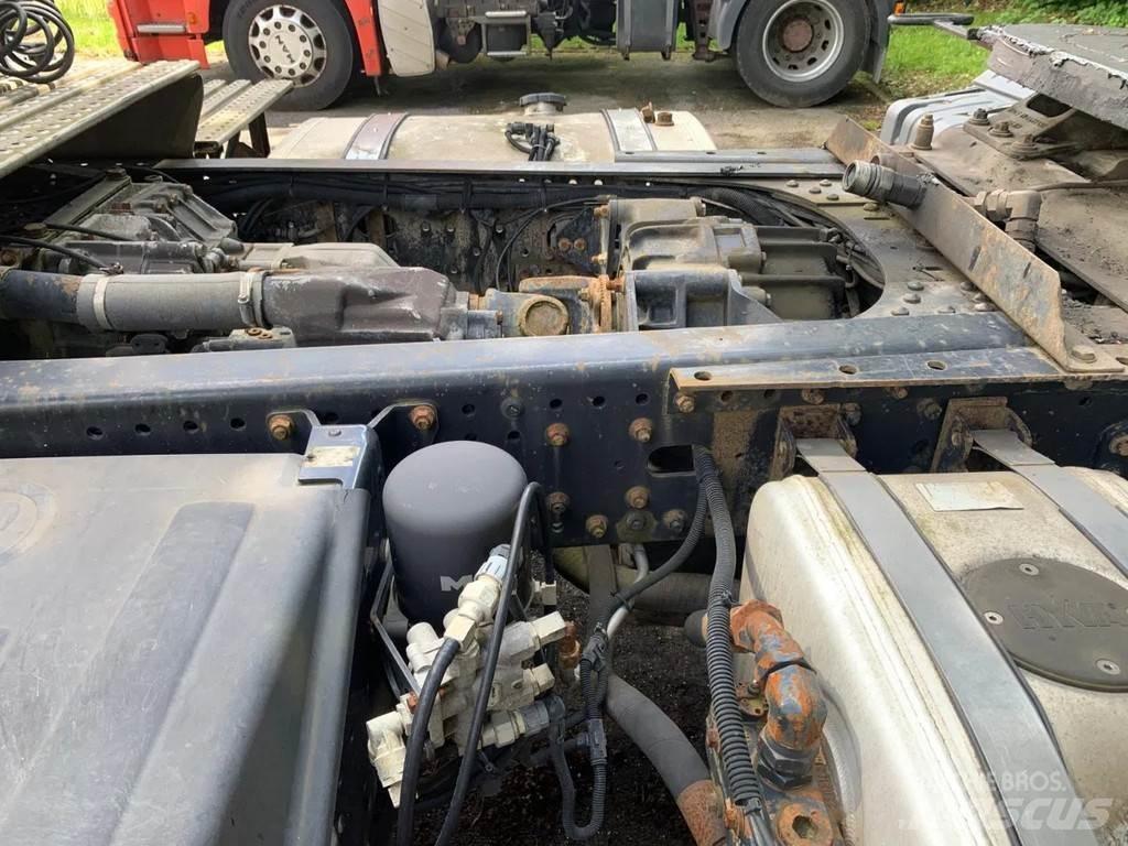 MAN TGA 18.480 4x4 Nyergesvontatók