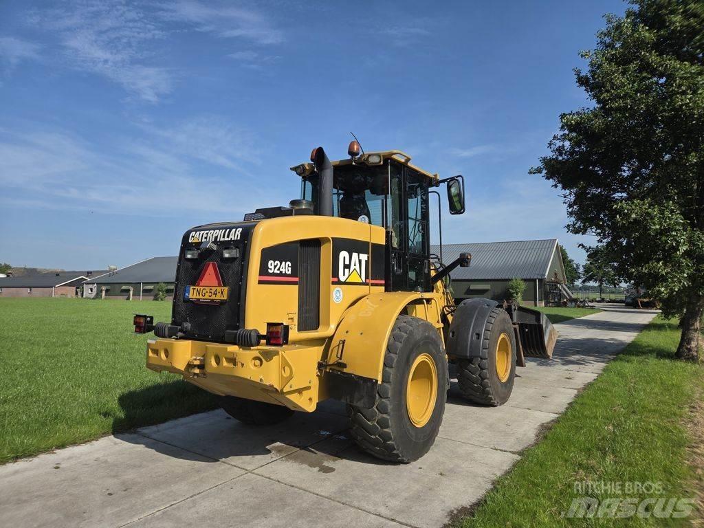 CAT 924G Gumikerekes homlokrakodók