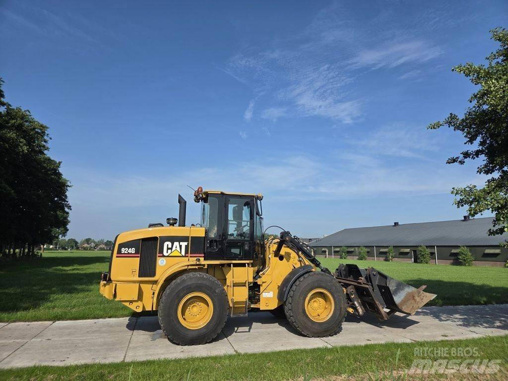 CAT 924G Gumikerekes homlokrakodók