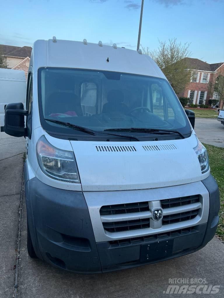 Dodge promaster Dobozos teherautók
