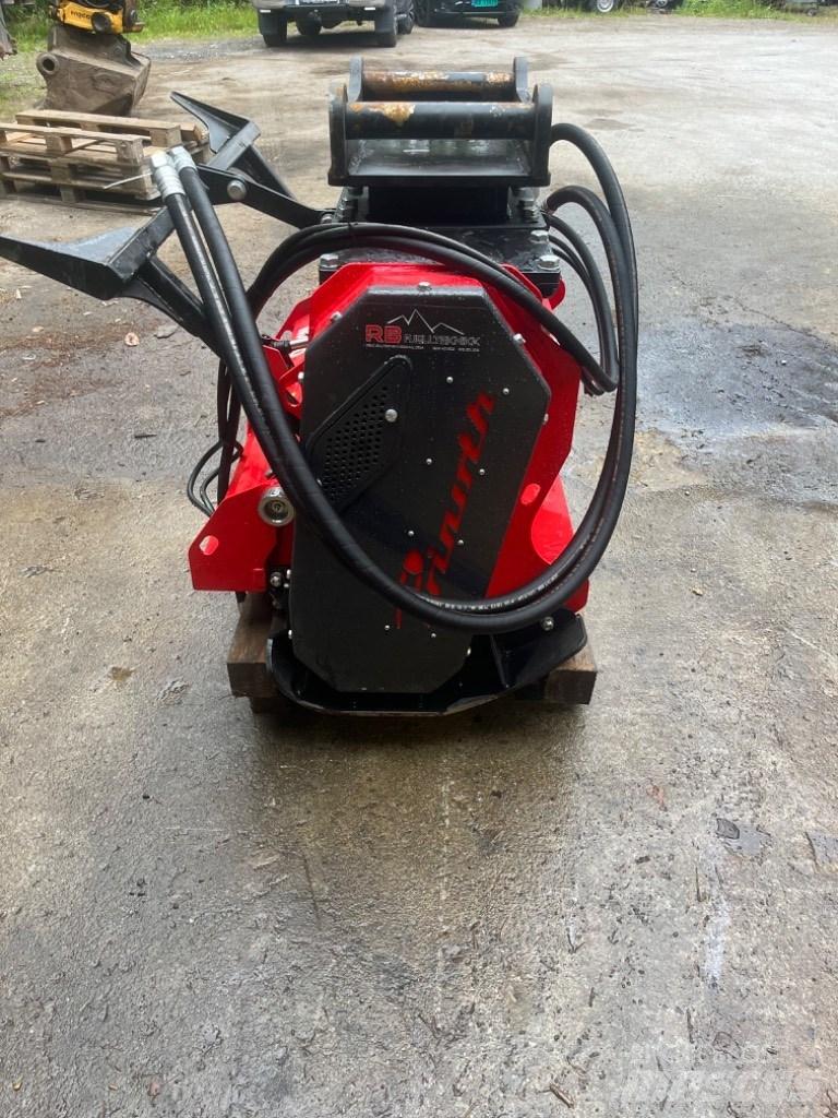 Menzi Muck M545x Speciális kotrók