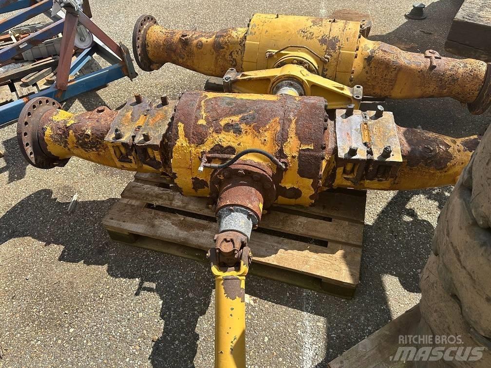 CAT 950 G front axel Tengelyek