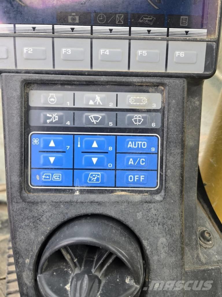 Komatsu PC 160 LC-8 Lánctalpas kotrók