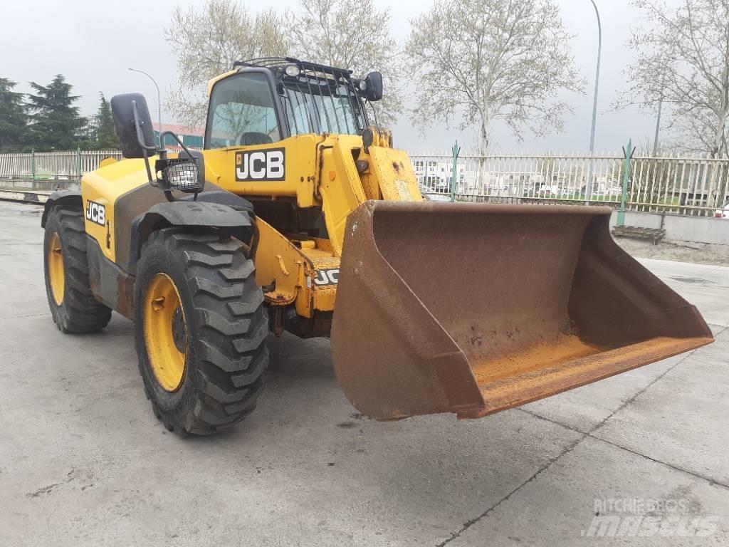 JCB 531-70 Agri Teleszkópos rakodók