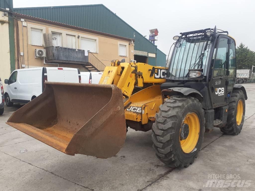 JCB 531-70 Agri Teleszkópos rakodók